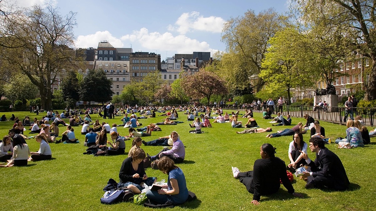 Lincoln's Inn Fields full of workers near Chancery Lane tube station