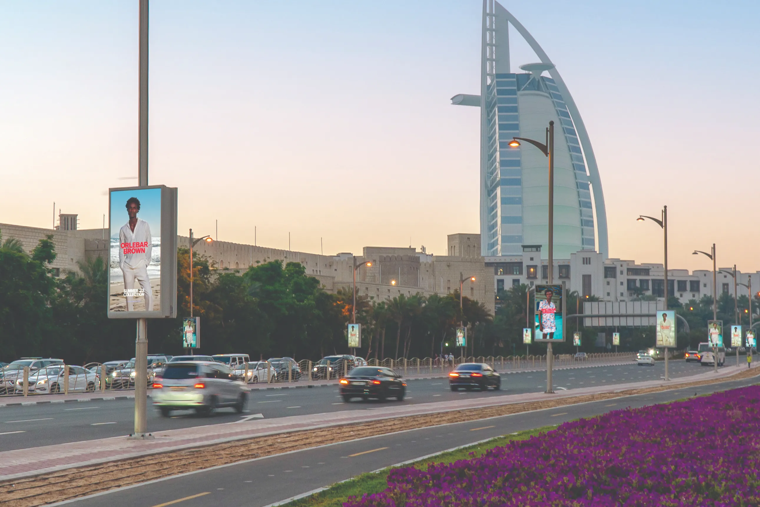 Lamppost Advertising - Dubai Advertising